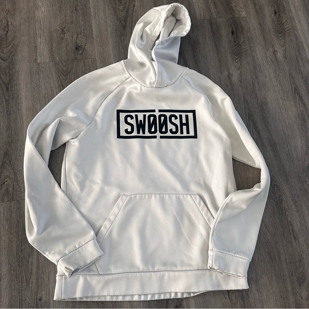 Nike Men's Swoosh Sweatshirt
